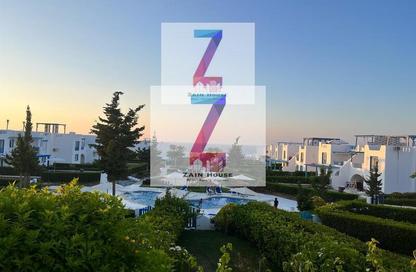 شاليه - 3 غرف نوم - 2 حمامات للايجار في ماونتن فيو راس الحكمة - راس الحكمة - الساحل الشمالي