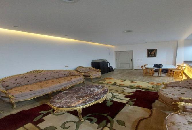 8689956 - صورة العقار 2