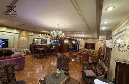 شقة - 3 غرف نوم - 3 حمامات للبيع في ميدان فيكتور عمانوئيل - سموحة - حي شرق - الاسكندرية