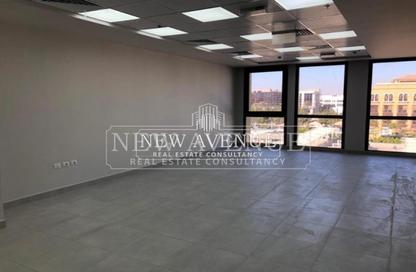 Office Space - Studio - 2 Bathrooms for rent in Mivida - 5th Settlement Compounds - The 5th Settlement - New Cairo City - Cairo