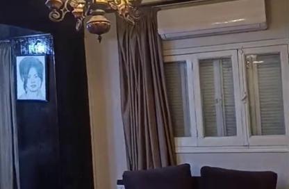 شقة - 3 غرف نوم - 2 حمامات للبيع في شارع شهاب - المهندسين - الجيزة