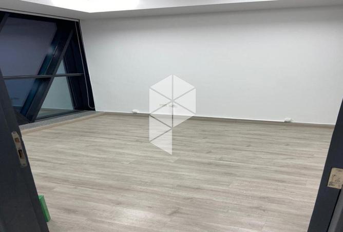 68531813 - Property Image 3