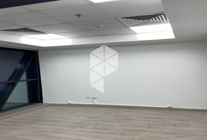 68531813 - Property Image 2