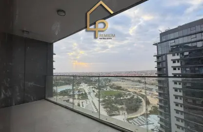 Apartment - 3 Bedrooms - 3 Bathrooms for sale in Village Views - Zed Towers - Sheikh Zayed Compounds - Sheikh Zayed City - Giza