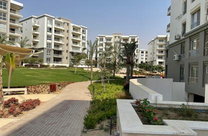Apartment - 2 Bedrooms - 2 Bathrooms for sale in Hyde Park Central - The 6th Settlement - New Cairo City - Cairo