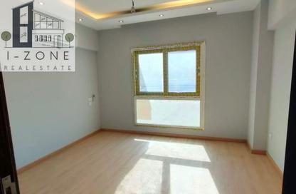 Apartment - 3 Bedrooms - 2 Bathrooms for sale in Mountain View iCity - 5th Settlement Compounds - The 5th Settlement - New Cairo City - Cairo Apartment - 3 Bedrooms - 2 Bathrooms for sale in Mountain View iCity - 5th Settlement Compounds - The 5th Settlement - New Cairo City - Cairo