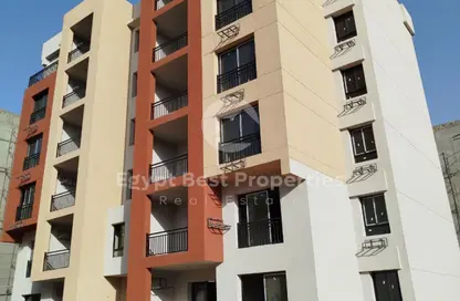 شقة - 3 غرف نوم - 2 حمامات للبيع في جاردن جيت - أشجار سيتي - طريق الواحات - مدينة 6 أكتوبر - الجيزة