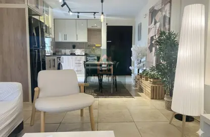 شقة - 2 غرف نوم - 1 حمام للايجار في B12 - مدينتي - القاهرة