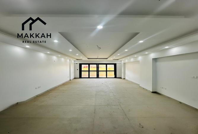 66428231 - Property Main Image