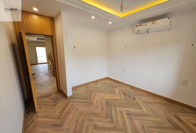 8621199 - Property Image 3