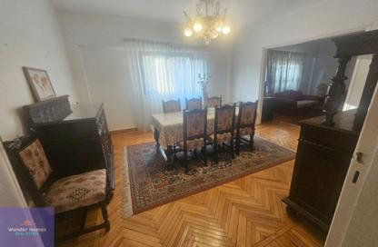 Apartment - 3 Bedrooms - 2 Bathrooms for rent in Street 13 - Maadi - Hay El Maadi - Cairo