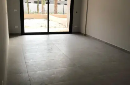 Apartment - 3 Bedrooms - 3 Bathrooms for rent in Village West - Sheikh Zayed Compounds - Sheikh Zayed City - Giza