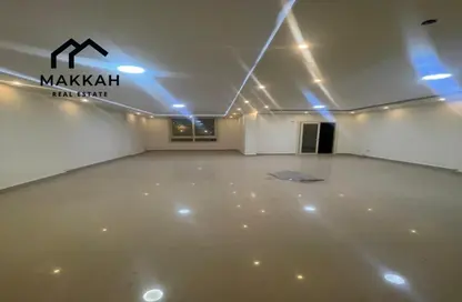 Office Space - 4 Bedrooms - 3 Bathrooms for rent in Salah Salem St. - Roxy - Heliopolis - Masr El Gedida - Cairo