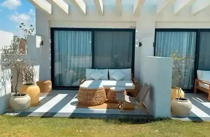 تاون هاوس - 2 غرف نوم - 2 حمامات للبيع في دايركشن وايت - راس الحكمة - الساحل الشمالي