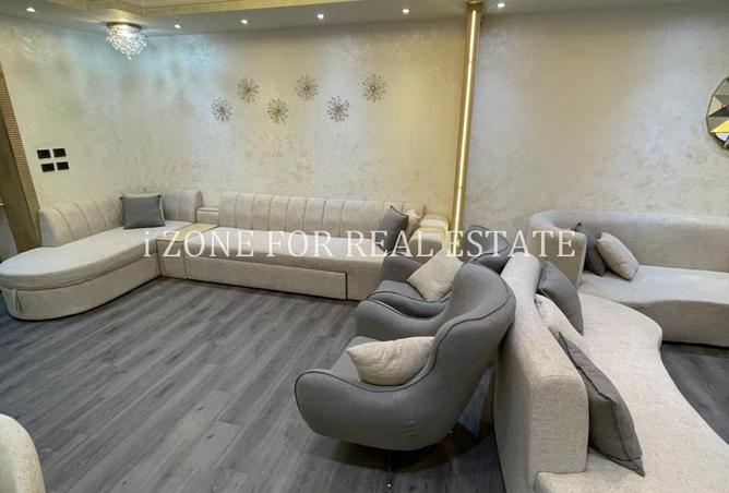 8563004 - Property Image 2