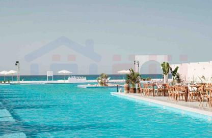 Chalet - 2 Bedrooms - 2 Bathrooms for sale in Ras Al Hekma - North Coast