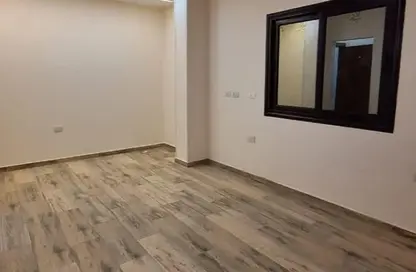 شقة - 4 غرف نوم - 3 حمامات للايجار في محور محمد نجيب - ابو الهول - مدينة القاهرة الجديدة - القاهرة