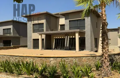 Villa - 5 Bedrooms - 5 Bathrooms for sale in Swan Lake Residence - 5th Settlement Compounds - The 5th Settlement - New Cairo City - Cairo