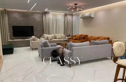 منزل مزدوج - 4 غرف نوم - 4 حمامات للبيع في جرين 4 - كمبوندات 6 أكتوبر - مدينة 6 أكتوبر - الجيزة