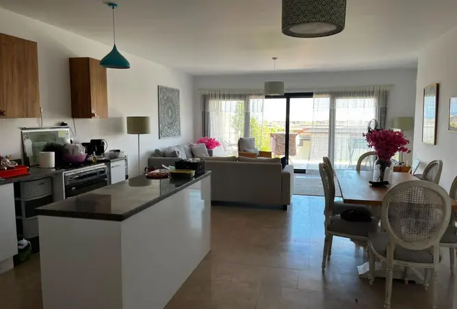 93527347 - Property Image 3