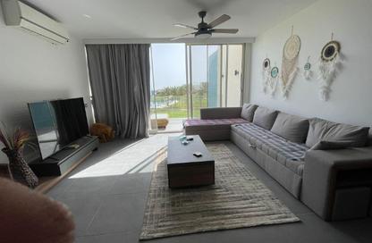Chalet - 4 Bedrooms - 5 Bathrooms for rent in Fouka Bay - Qesm Marsa Matrouh - North Coast