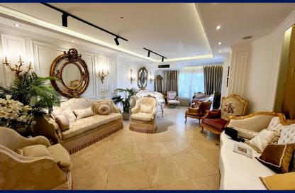 Apartment - 3 Bedrooms - 3 Bathrooms for sale in Shaarawy St. - Laurent - Hay Sharq - Alexandria
