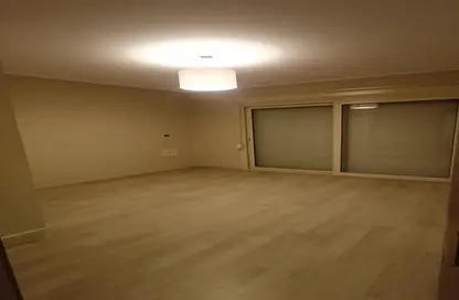 Villa - 5 Bedrooms - 5 Bathrooms for sale in New Giza - Cairo Alexandria Desert Road - 6 October City - Giza