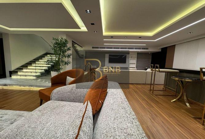 8557207 - Property Image 2