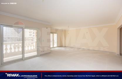 شقة - 3 - 3 للبيع في صوارى - كمبوندات الاسكندرية - الاسكندرية