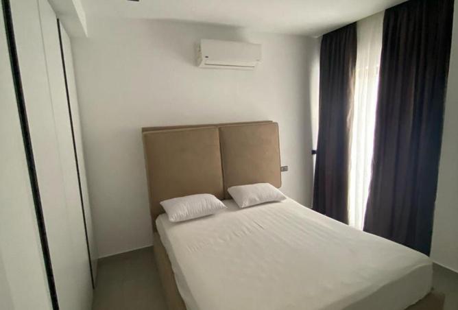 55002370 - Property Main Image