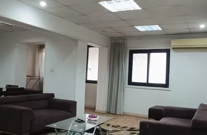 شقة - 2 غرف نوم - 2 حمامات للايجار في شارع عمر بن الخطاب - الماظة - مصر الجديدة - القاهرة