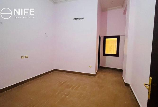 102902250 - Property Image 3