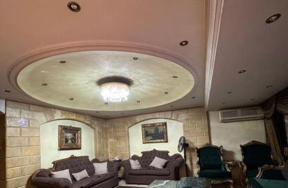 Apartment - 3 Bedrooms - 2 Bathrooms for sale in Anwar Al Mufti St. - 1st Zone - Nasr City - Cairo