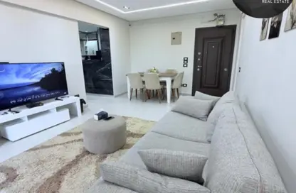 Apartment - 2 Bedrooms - 1 Bathroom for rent in Rawdat Zayed - 12th District - Sheikh Zayed City - Giza