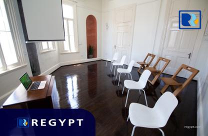 Co-Working Space - Studio - 1 Bathroom for rent in Abdeen St. - Abdeen - Cairo
