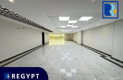 طابق كامل - استوديو - 4 حمامات للايجار في شارع كورنيش النيل - المعادي - حي المعادي - القاهرة