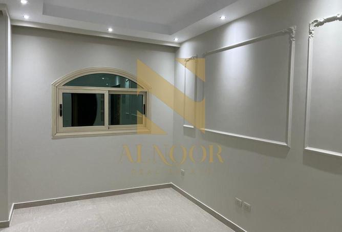 8633870 - Property Image 3