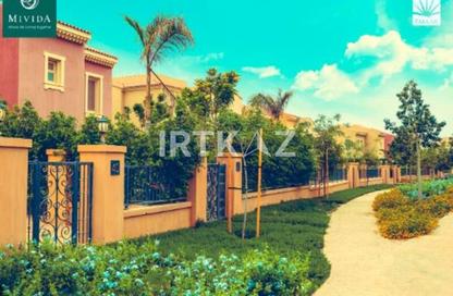 Townhouse - 3 Bedrooms - 3 Bathrooms for sale in Mivida - 5th Settlement Compounds - The 5th Settlement - New Cairo City - Cairo