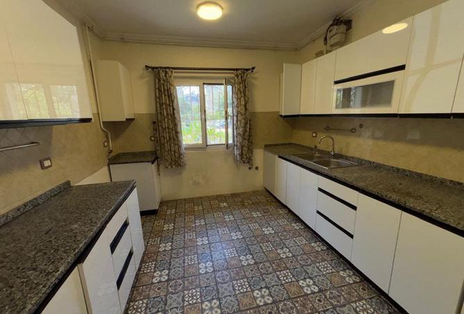 98825296 - Property Image 2