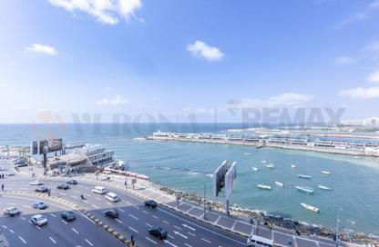 Apartment - 4 Bedrooms - 2 Bathrooms for sale in Al Geish Road - Glim - Hay Sharq - Alexandria Apartment - 4 Bedrooms - 2 Bathrooms for sale in Al Geish Road - Glim - Hay Sharq - Alexandria