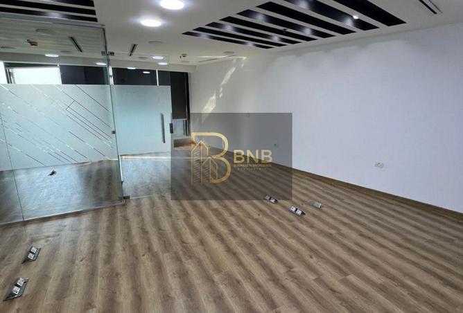 104042398 - Property Image 3