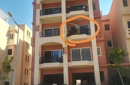 شاليه - 2 غرف نوم - 2 حمامات للبيع في إمارتس هايتس - قسم الضبعة - الساحل الشمالي