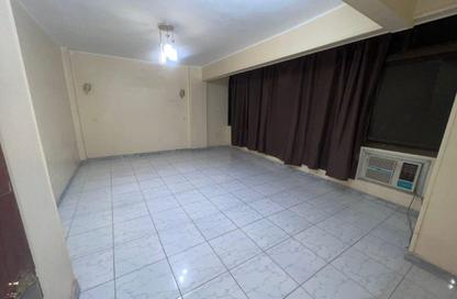 Apartment - 4 Bedrooms - 2 Bathrooms for rent in Abd Al Aziz Fahmy St. - Heliopolis Square - El Nozha - Cairo