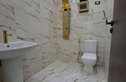 Apartment - 2 Bedrooms - 1 Bathroom for sale in Hadayek El Ahram - Giza