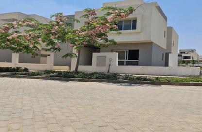 Villa - 7 - 5 for sale in Hyde Park - New Cairo City - Cairo