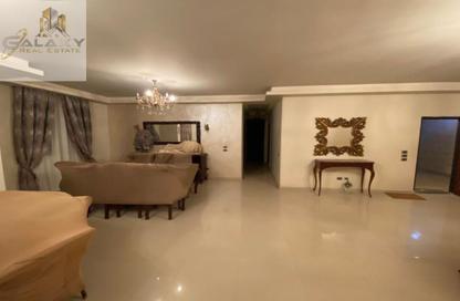 Apartment - 3 - 2 for sale in 1st Settlement Post office St. - The 1st Settlement - New Cairo City - Cairo