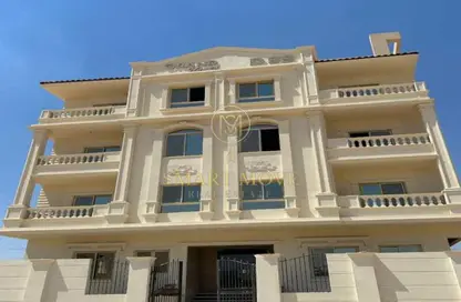 Apartment - 3 Bedrooms - 3 Bathrooms for sale in The Industrial Zone - 5th Settlement Compounds - The 5th Settlement - New Cairo City - Cairo