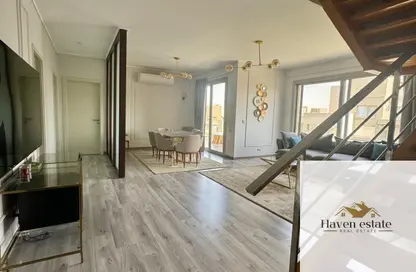 (بنتهاوس  (روف - 3 غرف نوم - 3 حمامات للايجار في فيلدج جيت - المستثمرين الجنوبية - مدينة القاهرة الجديدة - القاهرة