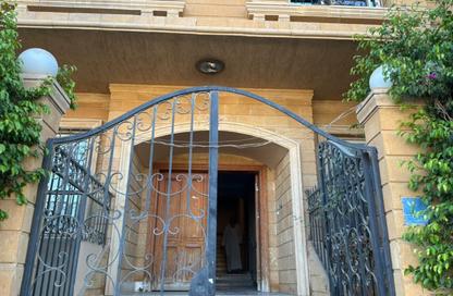 Duplex - 7+ Bedrooms - 2 Bathrooms for sale in Beram Al Tunsi St. - Al Narges 1 - Al Narges - New Cairo City - Cairo