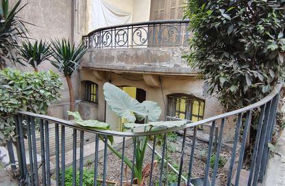 Villa - 7+ Bedrooms - 7+ Bathrooms for sale in Garden City - Cairo
